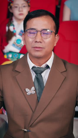 天才厂妹（60集）短剧热播推荐