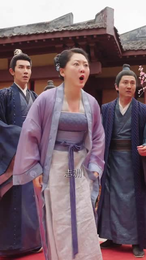 卖菜大妈竟是皇嫂（91集）这短剧太好看了