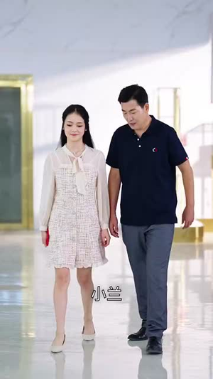 再回首闪婚老同学竟是首富（65集）直接追到结尾