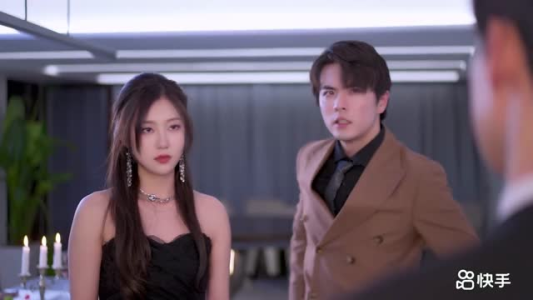 盛放的 野玫瑰（27集）女主角是谁
