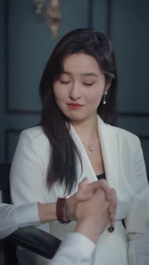 重生之我是娱乐圈天后（72集）追短剧关注我