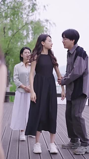 新：豪门继承人拉着我领证（98集）在线观看完整版