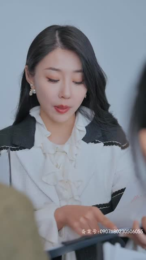 总裁夫人当腻了，今天开始好好打工（100集）常回家看看短剧