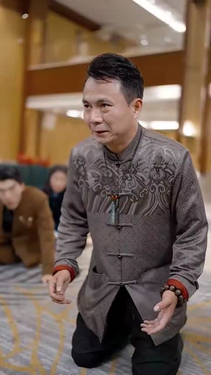 荆棘王冠之黑暗荣耀（70集）火爆短剧推荐