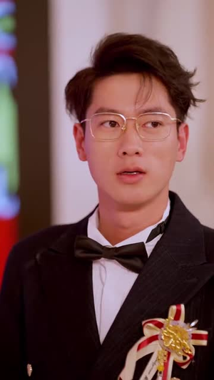 错爱后，被美女老板抢婚（80集）百亿短剧抢先看
