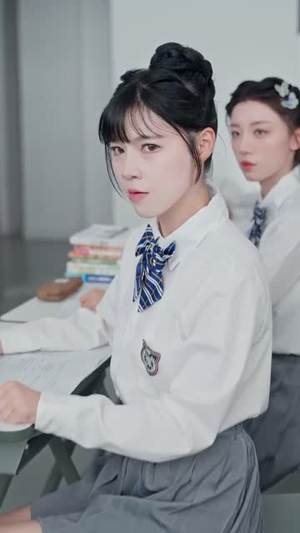 当山河四省高三生成为京市真千金 (66集)红果免费看短剧