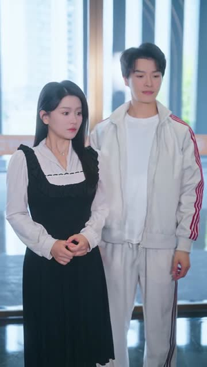 攻略女神，我选择上交自己（80集）好看的短剧分享