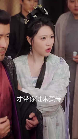 皇后娘娘的猫崽子（70集）精彩短剧下载