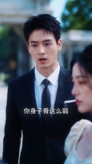 满级月嫂,我一不小心成为全家白月光(60集) 满级月嫂,我一不小心成为全家白月光(60集)全部免费看全集