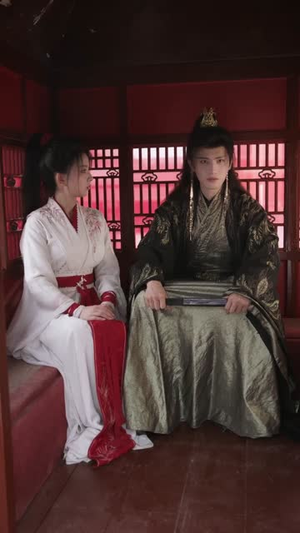 穿成反派世子，我靠门阀横行异世(110集)一起追短剧