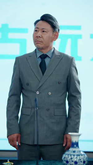 狗哥，你竟然有双黄金眼（82集）观看软件