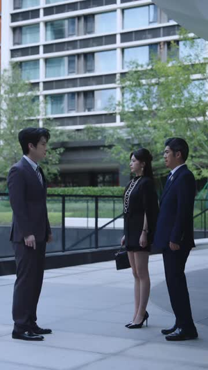 他陪黑月光看极光那天,我签了离婚协议(41 集) 他陪黑月光看极光那天,我签了离婚协议(41 集)每日分享短剧
