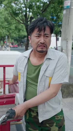 我只是个卖盒饭的抱我大腿哭什么（40 集）最后一集