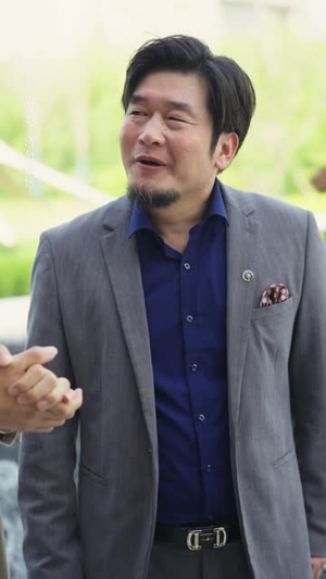 中年离婚，烂地助我赚翻天（56 集）精彩片段